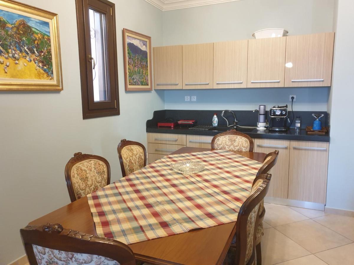 Apartment In Anakasia Overlooking Vólos Extérieur photo